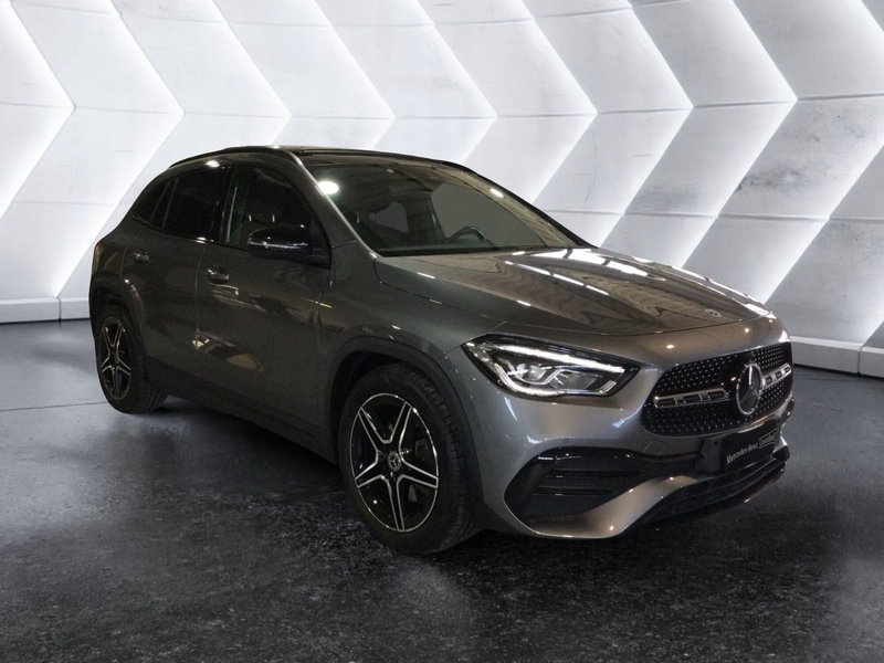 Mercedes-Benz GLA SUV usata a Caserta (3)