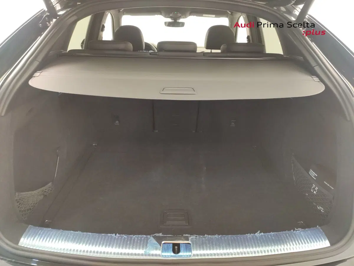 Audi Q4 Sportback usata a Benevento (15)