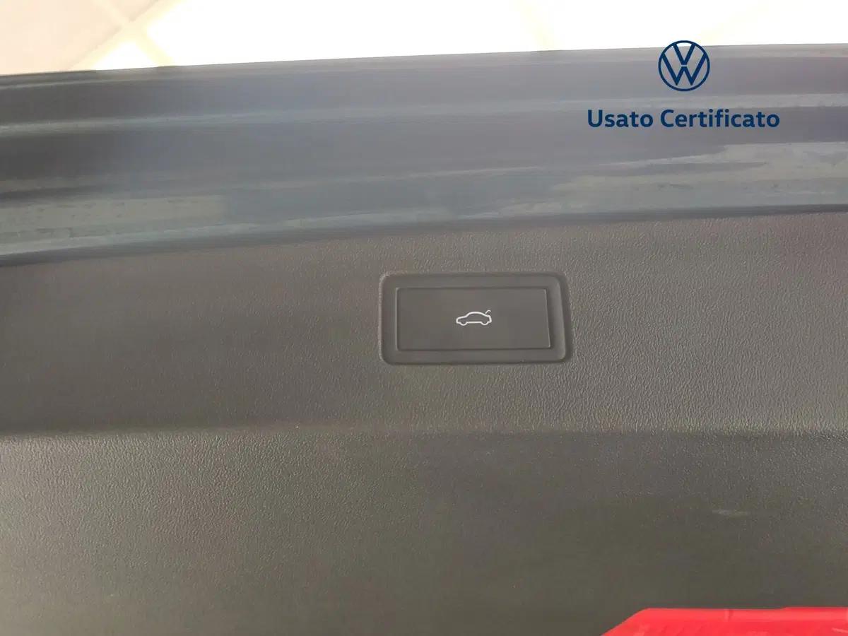 Volkswagen Tiguan usata a Benevento (18)
