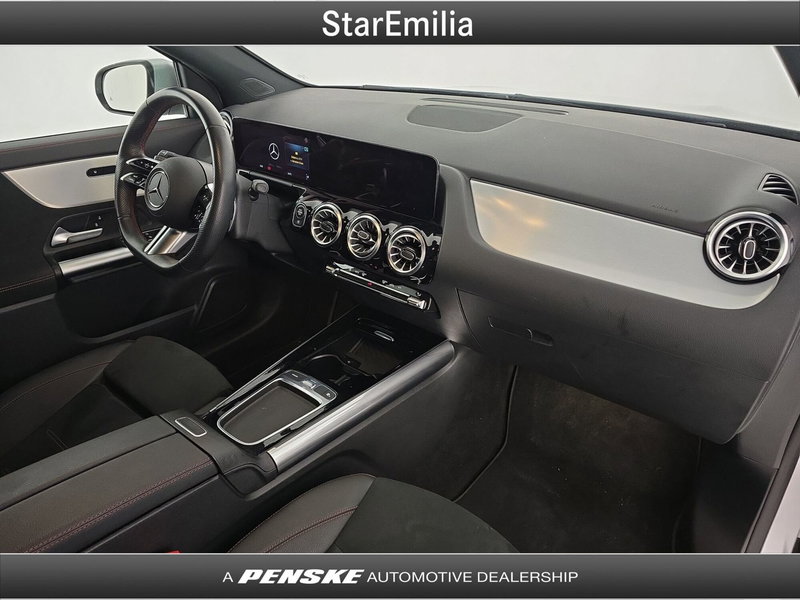 Mercedes-Benz GLA SUV usata a Bologna (15)