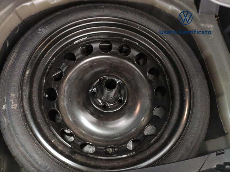 Volkswagen T-Cross usata a Avellino (13)