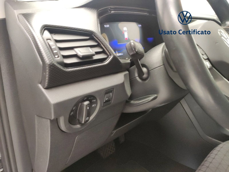 Volkswagen T-Cross usata a Avellino (16)