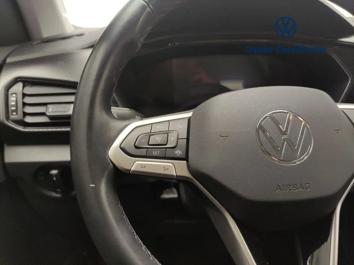 Volkswagen T-Cross usata a Avellino (18)