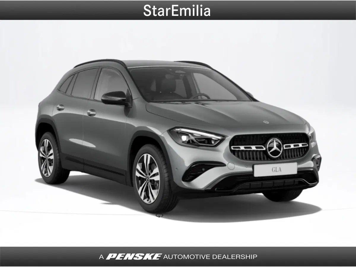 Mercedes-Benz GLA SUV nuova a Bologna