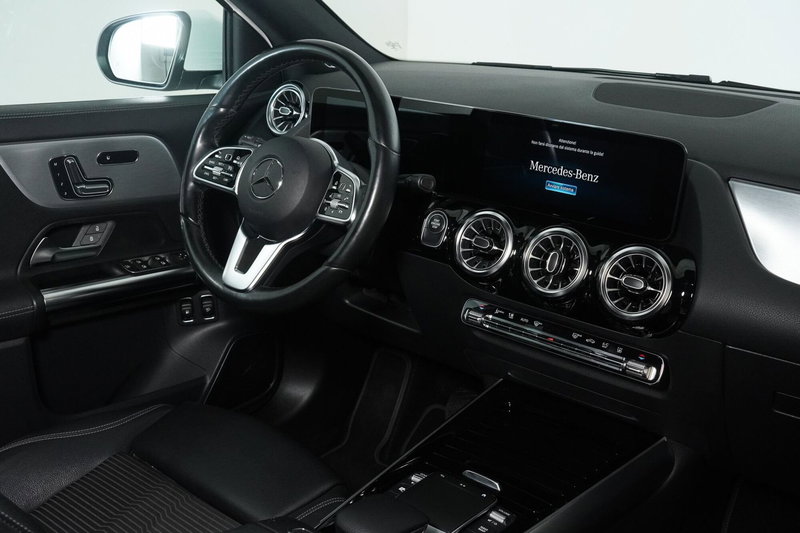 Mercedes-Benz GLA SUV usata a Perugia (12)