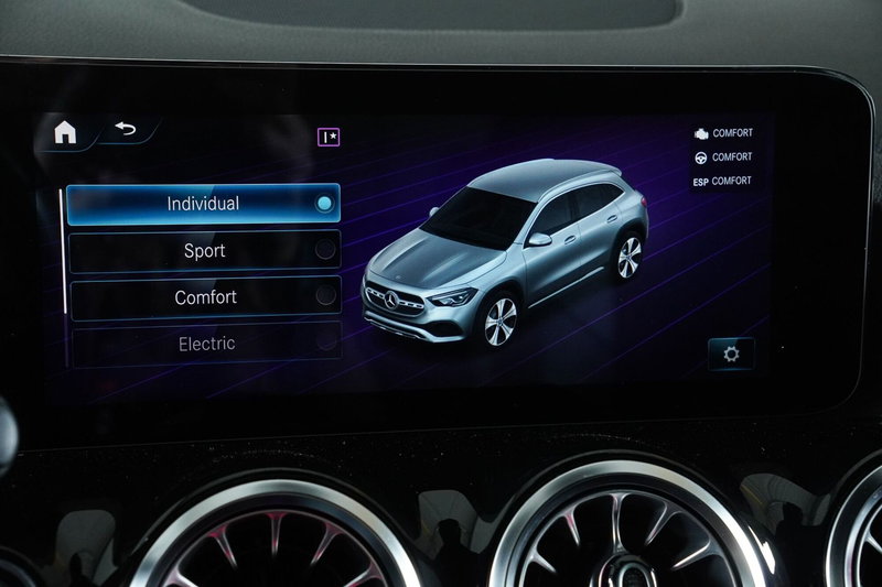 Mercedes-Benz GLA SUV usata a Perugia (20)