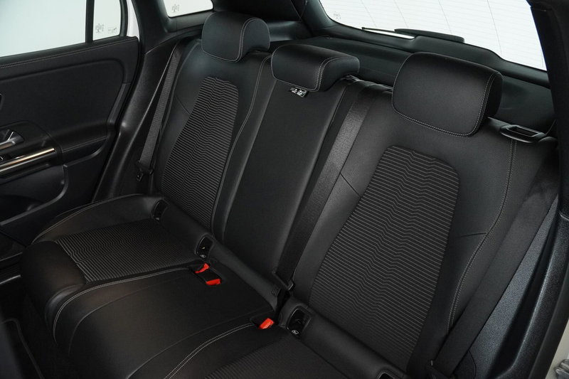 Mercedes-Benz GLA SUV usata a Perugia (9)