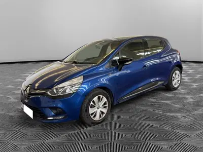 Renault Clio dCi 8V 75 CV 5 porte Moschino Life del 2019 usata a Pordenone