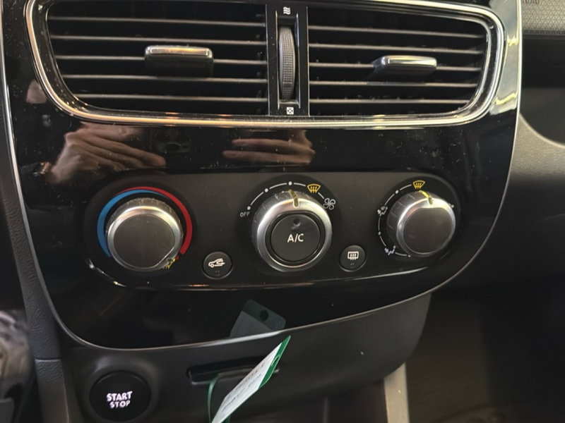 Renault Clio usata a Pordenone (17)