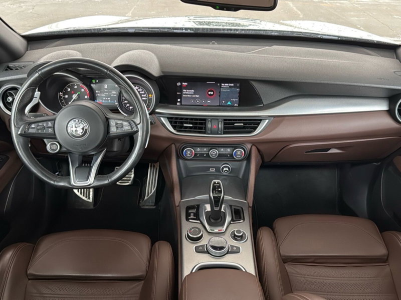 Alfa Romeo Stelvio usata a Pordenone (12)