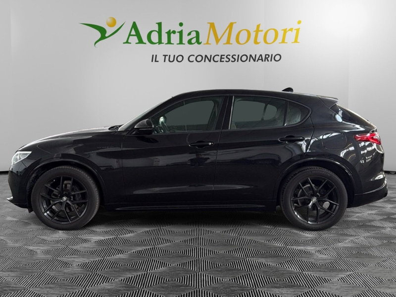 Alfa Romeo Stelvio usata a Pordenone (2)
