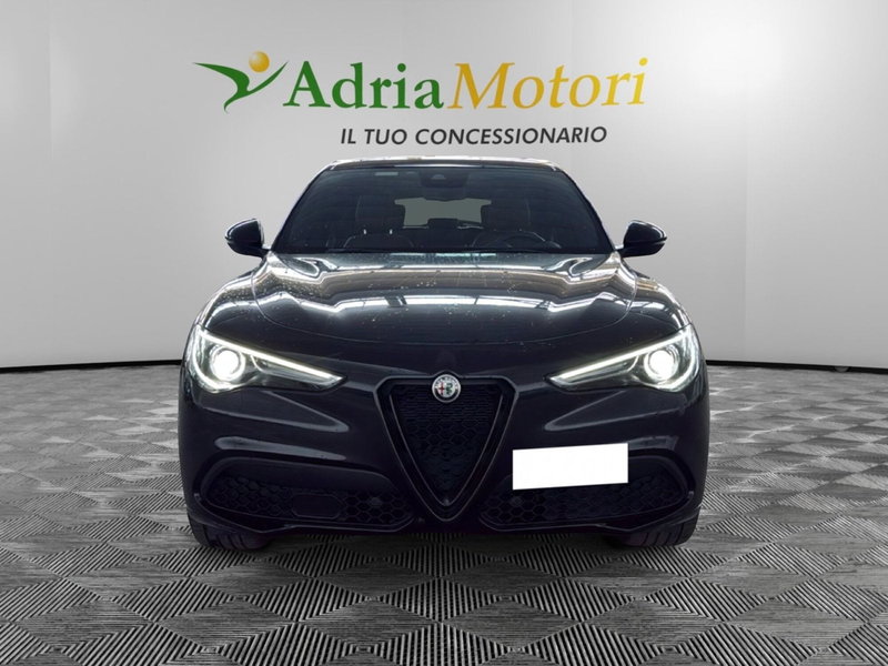 Alfa Romeo Stelvio usata a Pordenone (8)