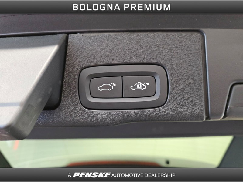 Volvo XC60 usata a Bologna (11)