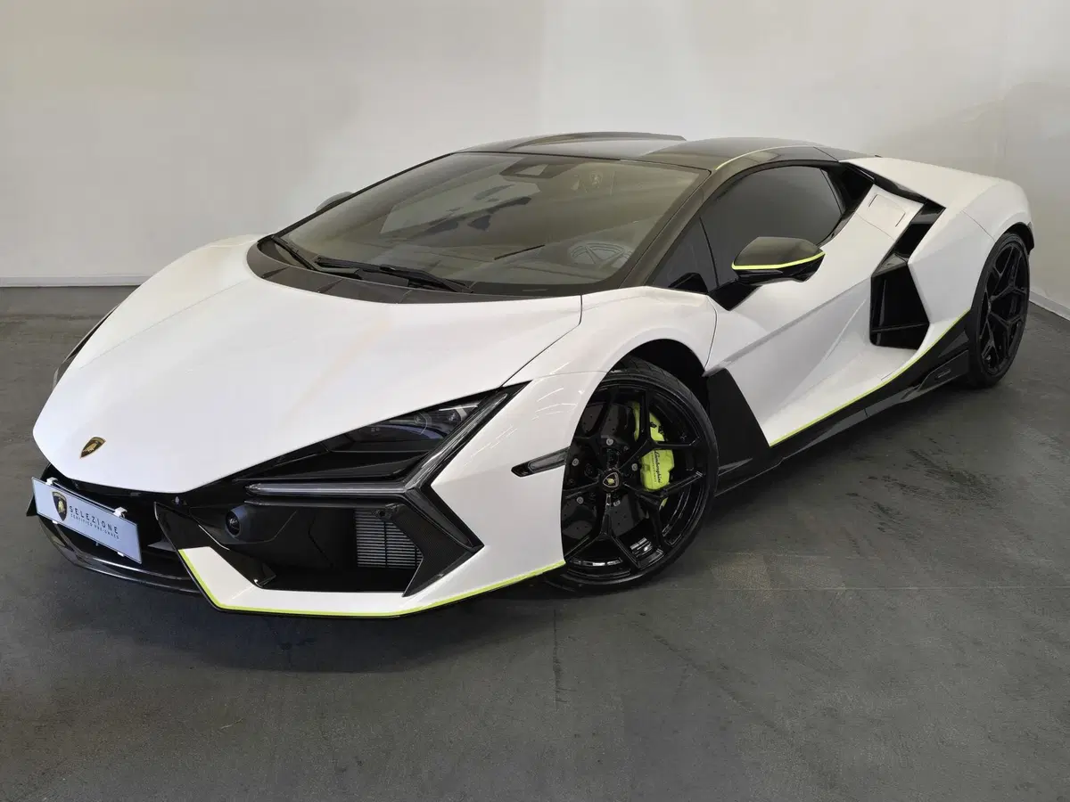 Lamborghini Revuelto usata a Bologna (10)
