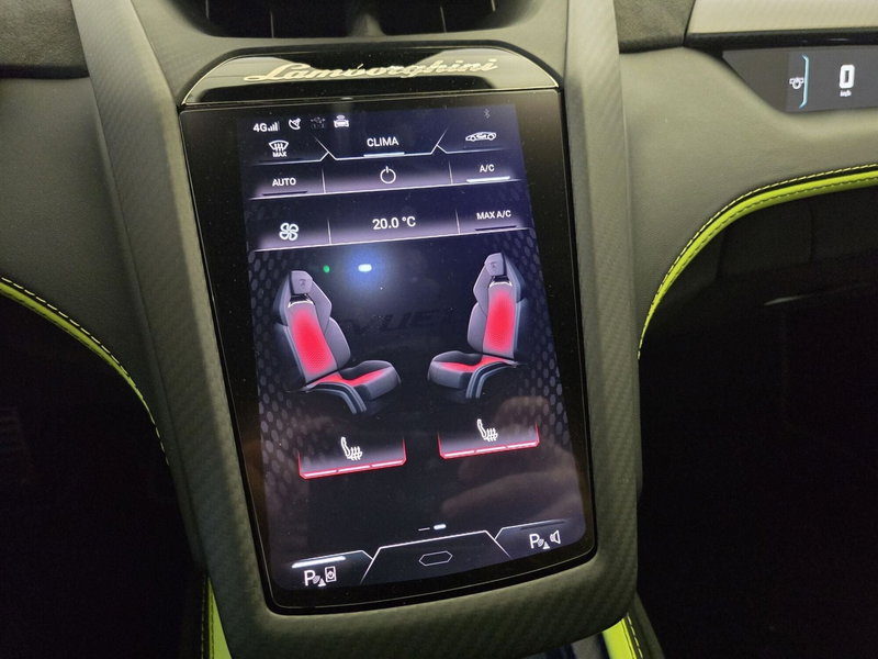 Lamborghini Revuelto usata a Bologna (13)