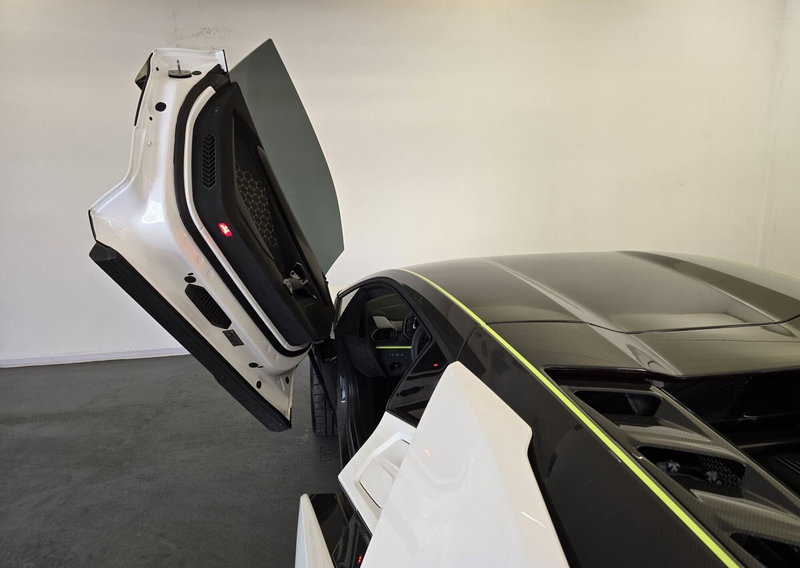 Lamborghini Revuelto usata a Bologna (20)