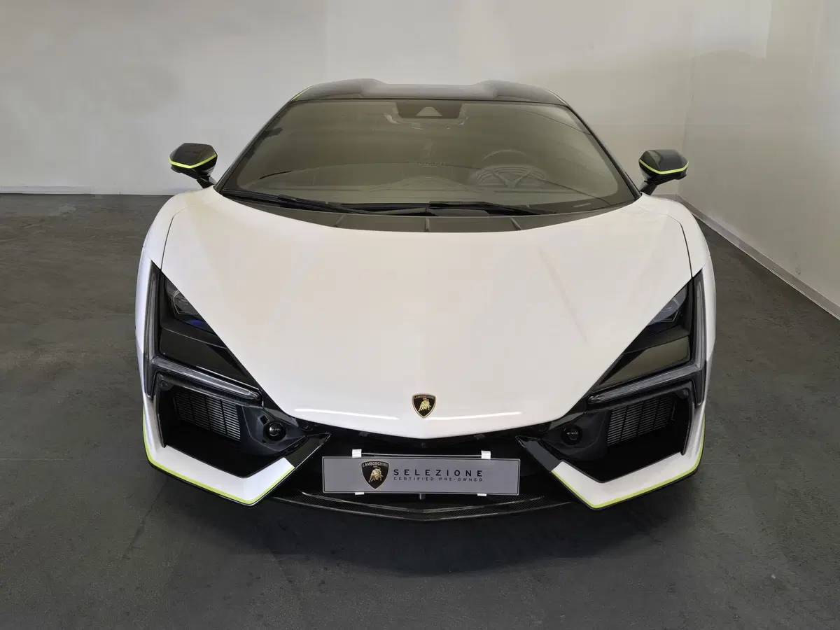 Lamborghini Revuelto usata a Bologna (5)