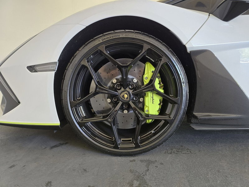 Lamborghini Revuelto usata a Bologna (9)