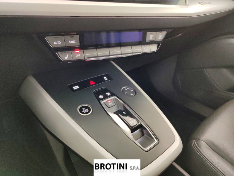 Audi Q4 Sportback usata a Massa-Carrara (10)