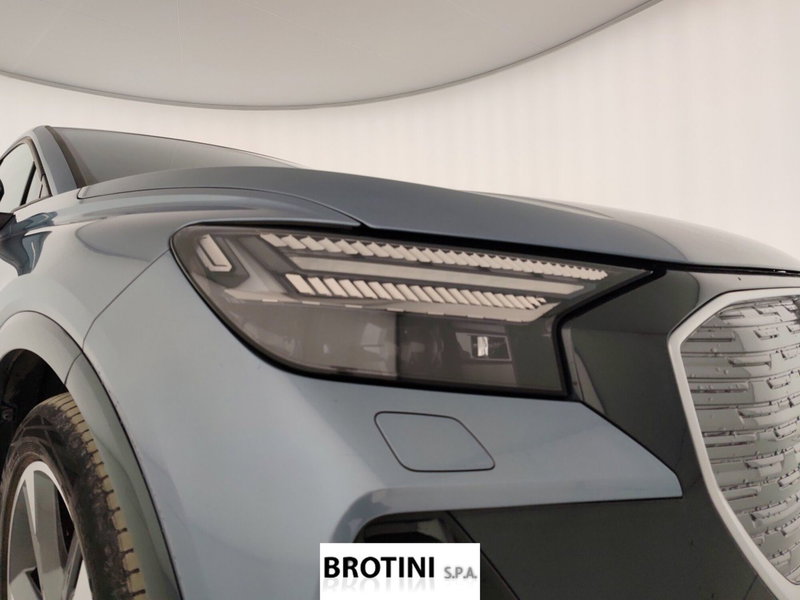 Audi Q4 Sportback usata a Massa-Carrara (5)