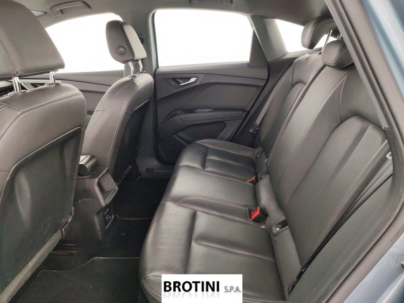 Audi Q4 Sportback usata a Massa-Carrara (9)