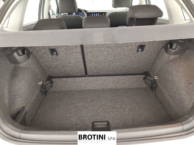 Volkswagen Polo usata a Massa-Carrara (14)