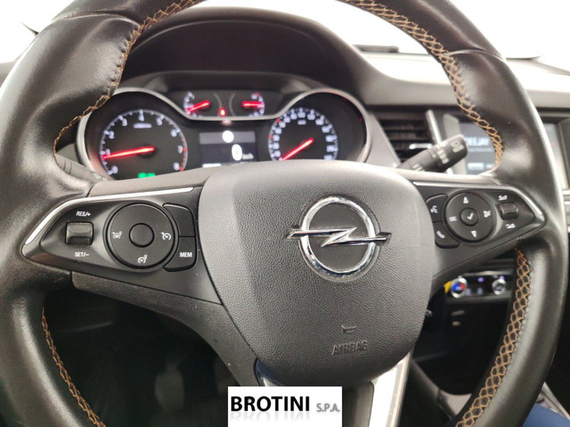 Opel Crossland X usata a Massa-Carrara (12)