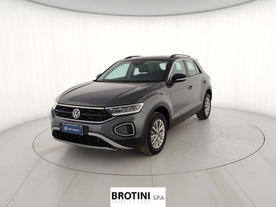 Volkswagen T-Roc 1.5 tsi Life dsg del 2024 usata a Massa
