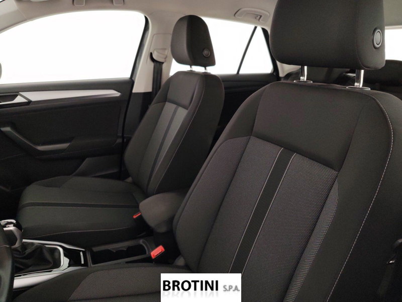 Volkswagen T-Roc usata a Massa-Carrara (9)