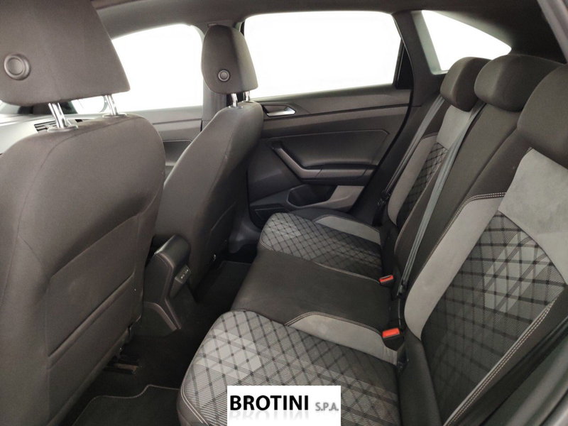 Volkswagen Taigo usata a Massa-Carrara (11)