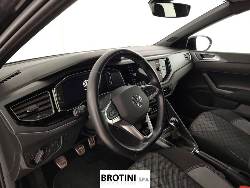 Volkswagen Taigo usata a Massa-Carrara (8)