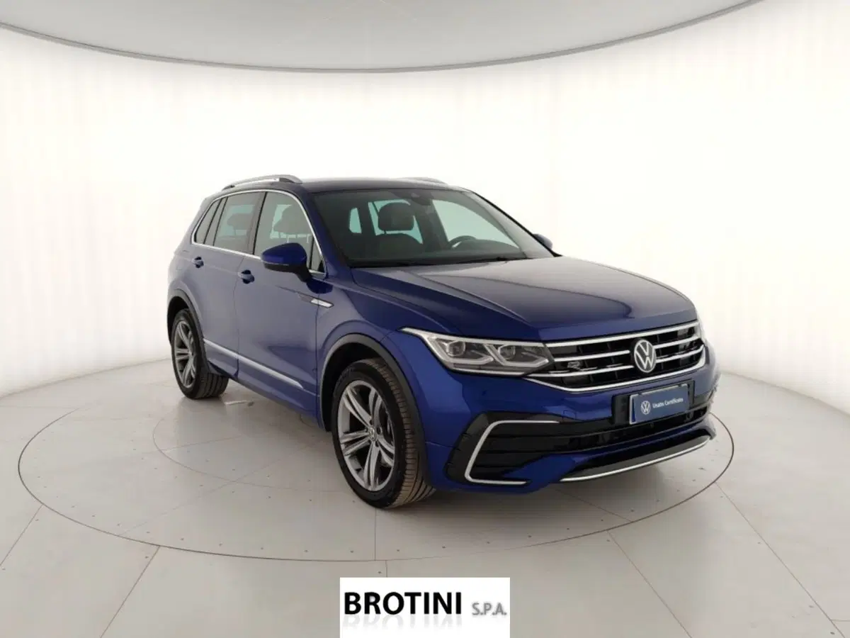 Volkswagen Tiguan usata a Massa-Carrara (4)