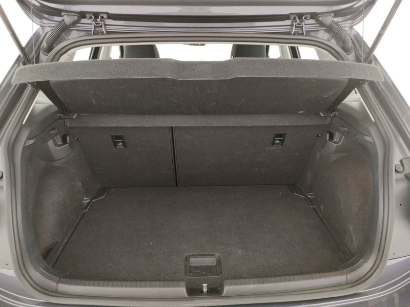 Volkswagen Polo usata a Napoli (18)