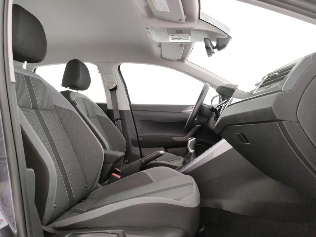 Volkswagen Polo usata a Napoli (7)
