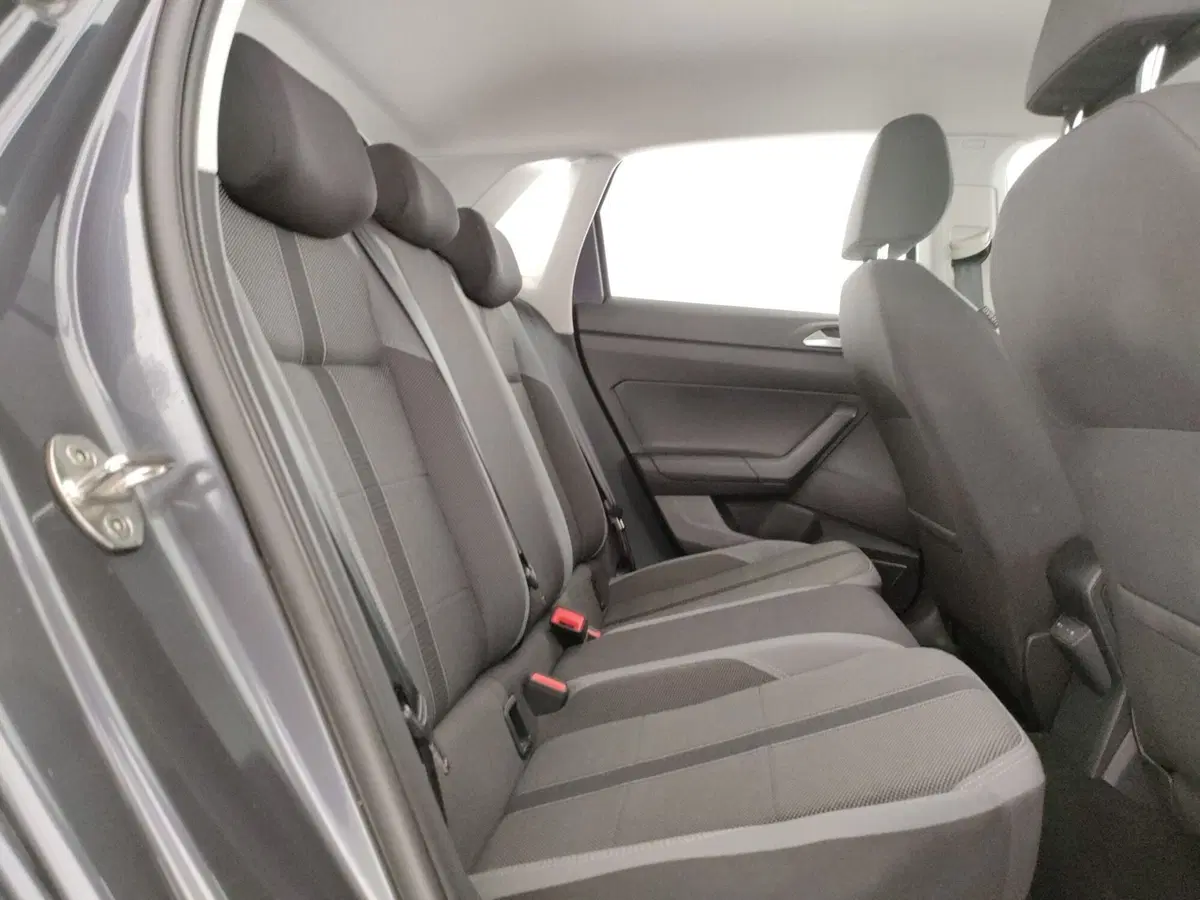 Volkswagen Polo usata a Napoli (9)