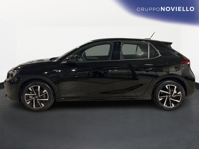 Opel Corsa nuova a Salerno (4)