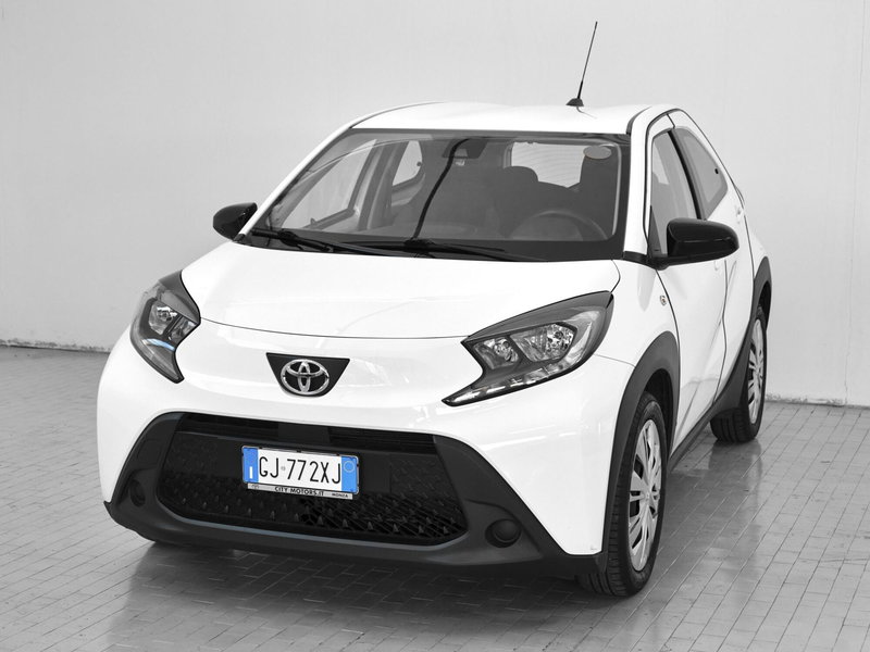 Toyota Aygo X usata a Prato
