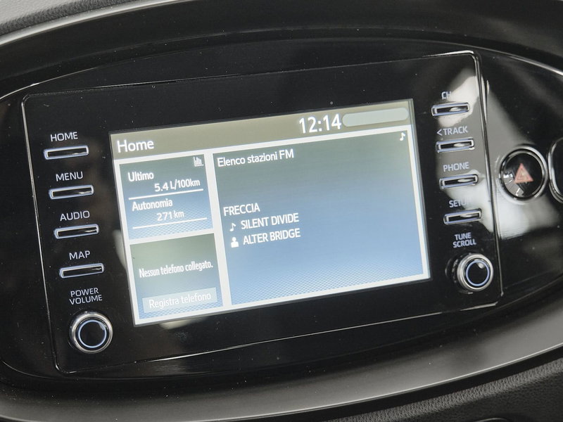 Toyota Aygo X usata a Prato (12)