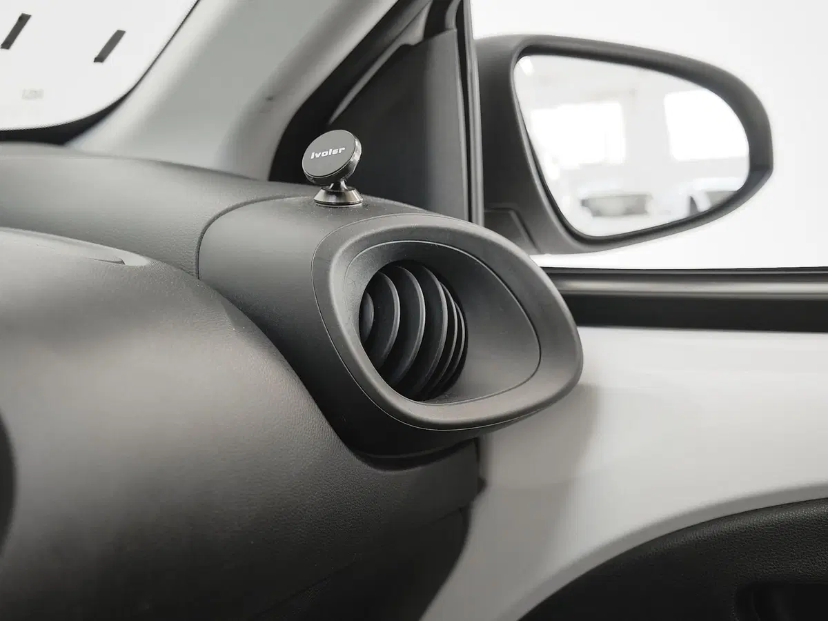 Toyota Aygo X usata a Prato (15)