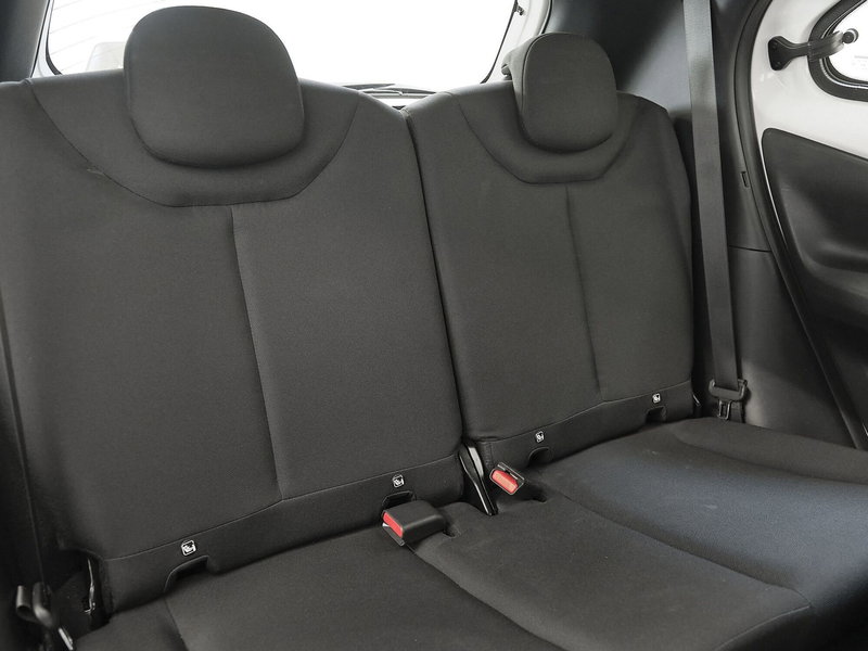 Toyota Aygo X usata a Prato (17)