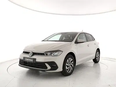Volkswagen Polo 1.0 evo Edition 80cv del 2025 usata a Torre Annunziata