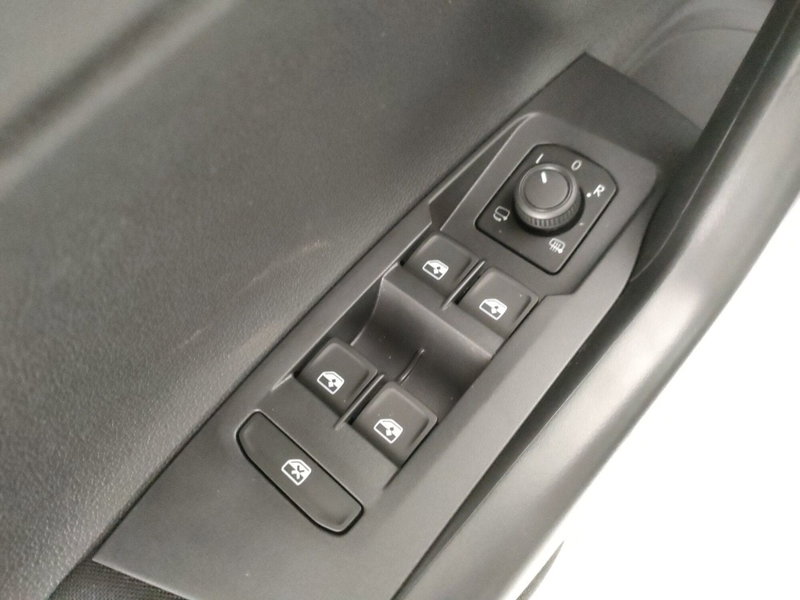 Volkswagen Polo usata a Napoli (15)