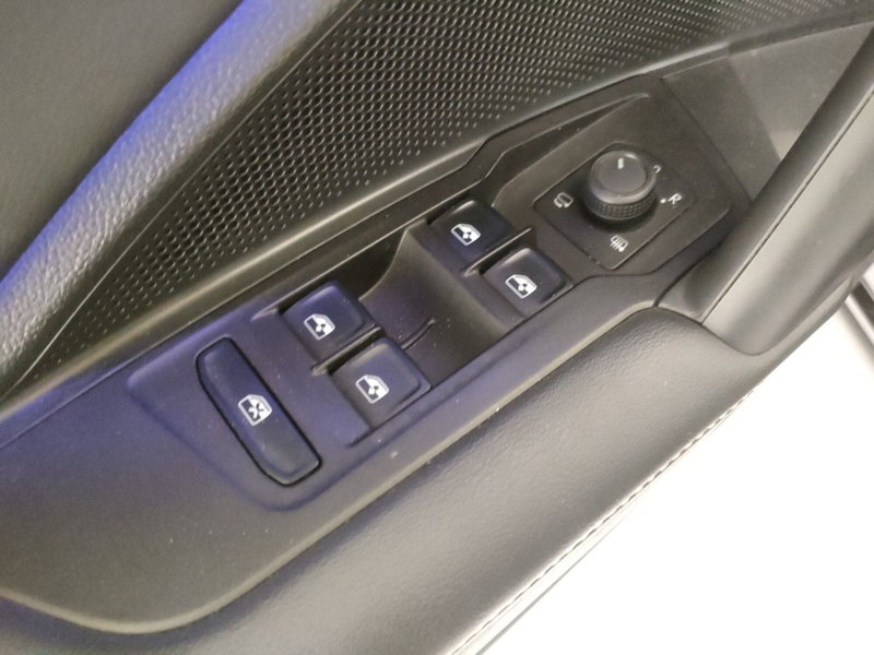 Volkswagen Tiguan usata a Napoli (12)