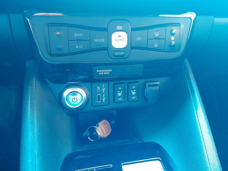 Nissan Leaf usata a Asti (13)