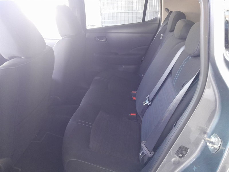 Nissan Leaf usata a Asti (8)