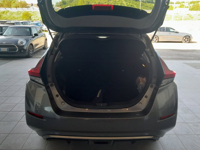 Nissan Leaf usata a Asti (9)