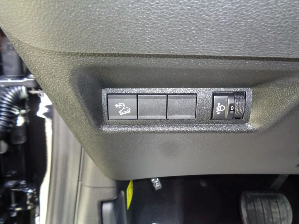 Jeep Avenger usata a Treviso (17)