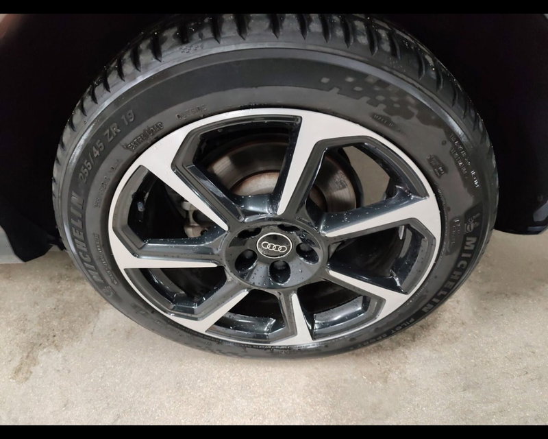Audi Q3 Sportback usata a Caserta (10)