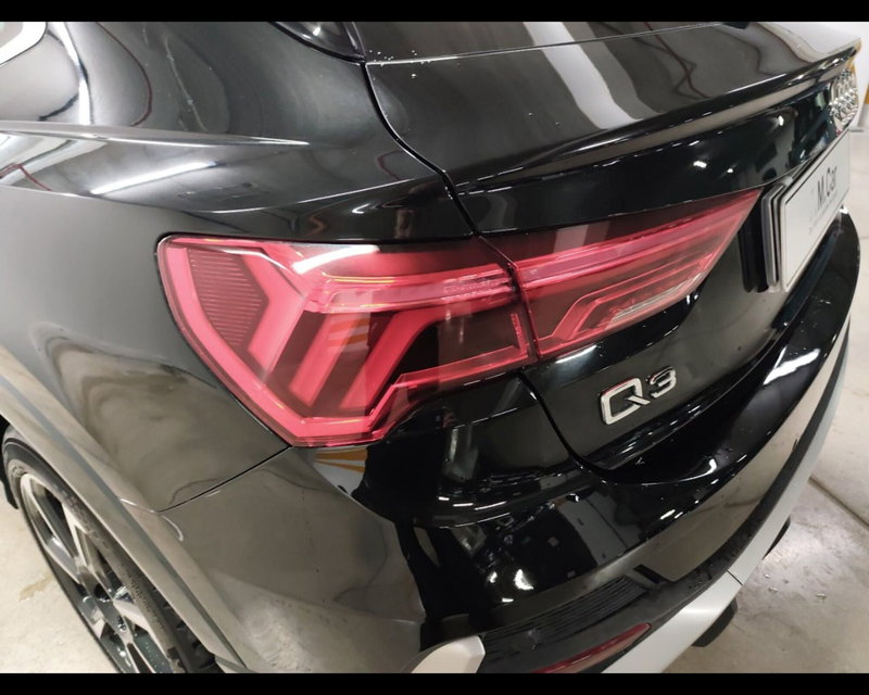 Audi Q3 Sportback usata a Caserta (13)