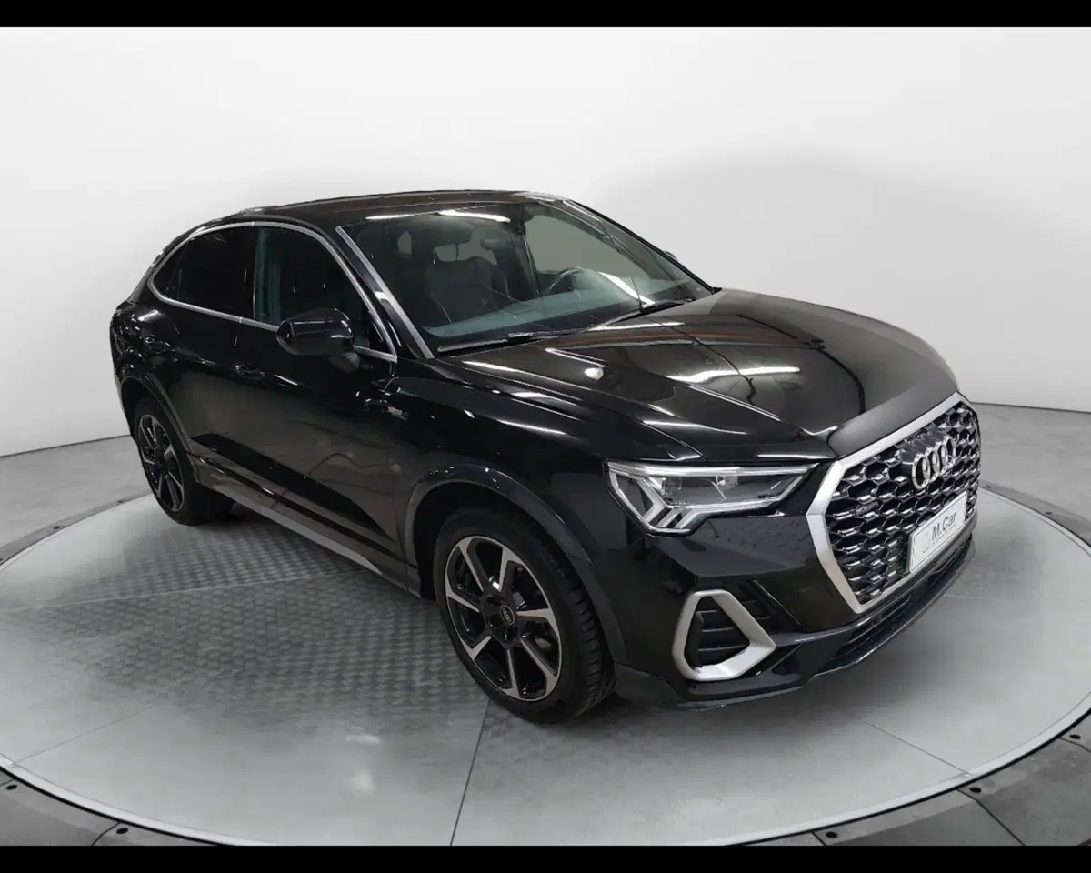 Audi Q3 Sportback usata a Caserta (4)